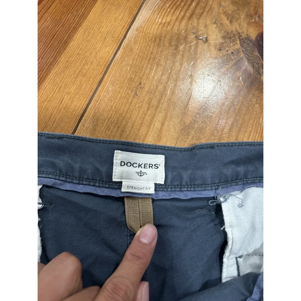 DOCKERS Men's W38 L29 Straight Fit Chino Pants Blue Flat Front Casual